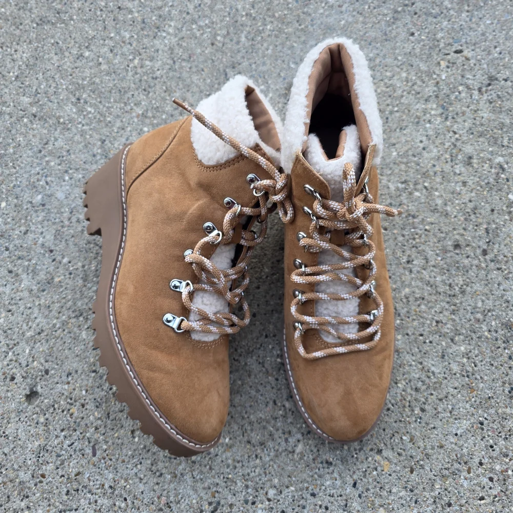 Universal Threat Women's Tan Suede Ankle Boots Size 8.5